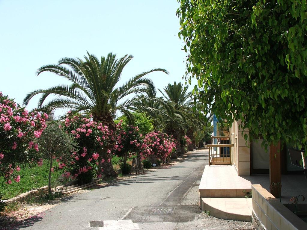 Dimma Seaside Houses Пафос Екстериор снимка