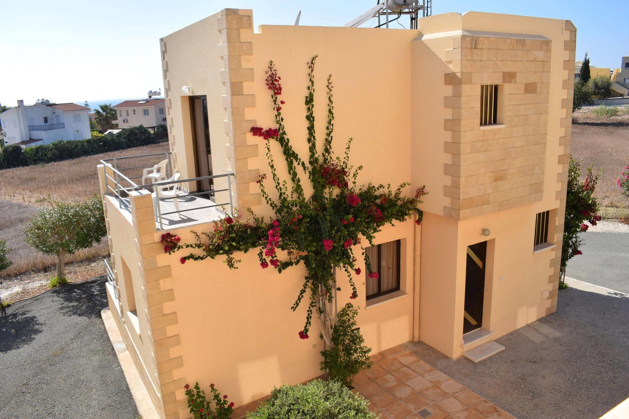 Dimma Seaside Houses Пафос Екстериор снимка