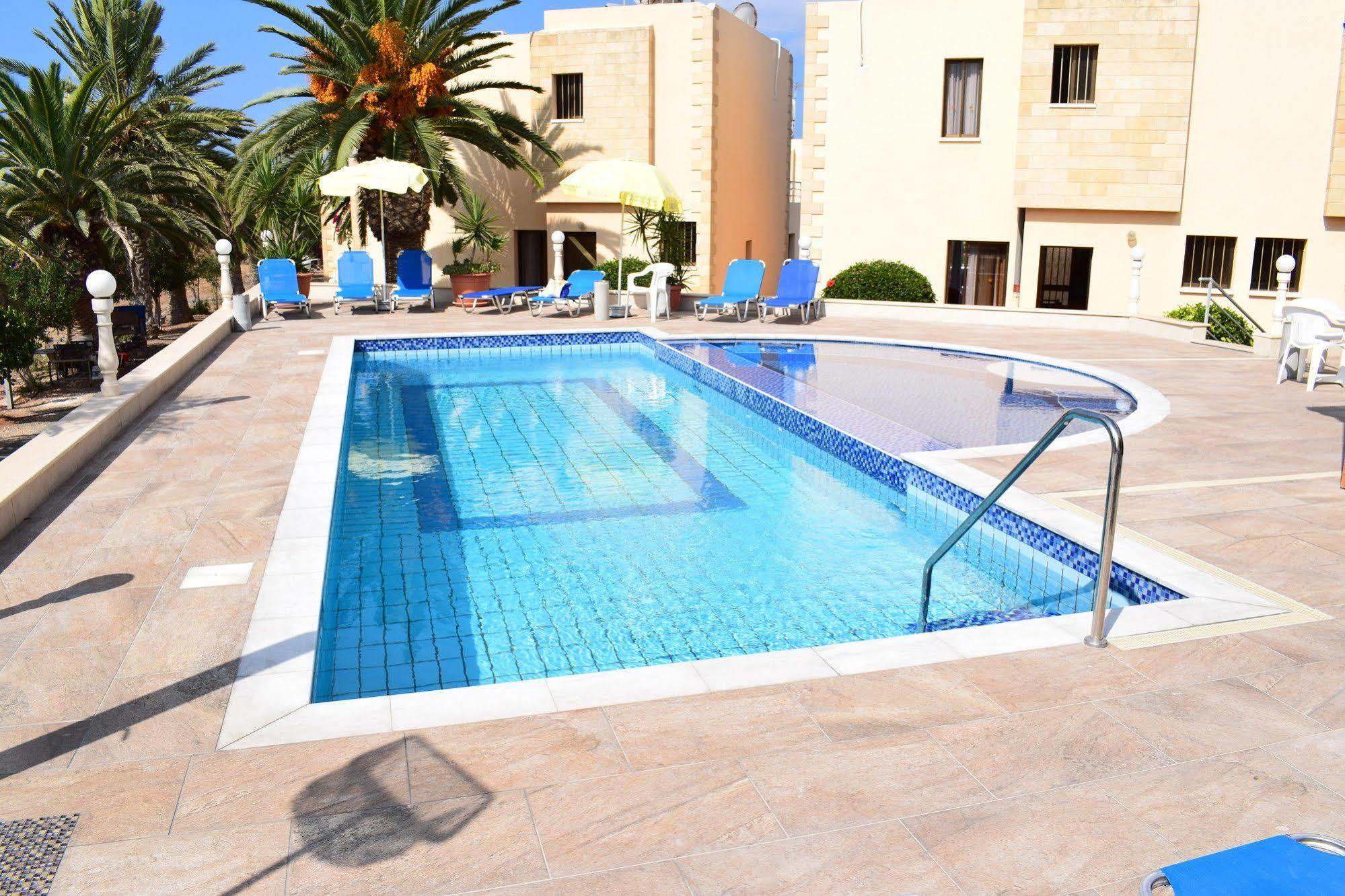 Dimma Seaside Houses Пафос Екстериор снимка
